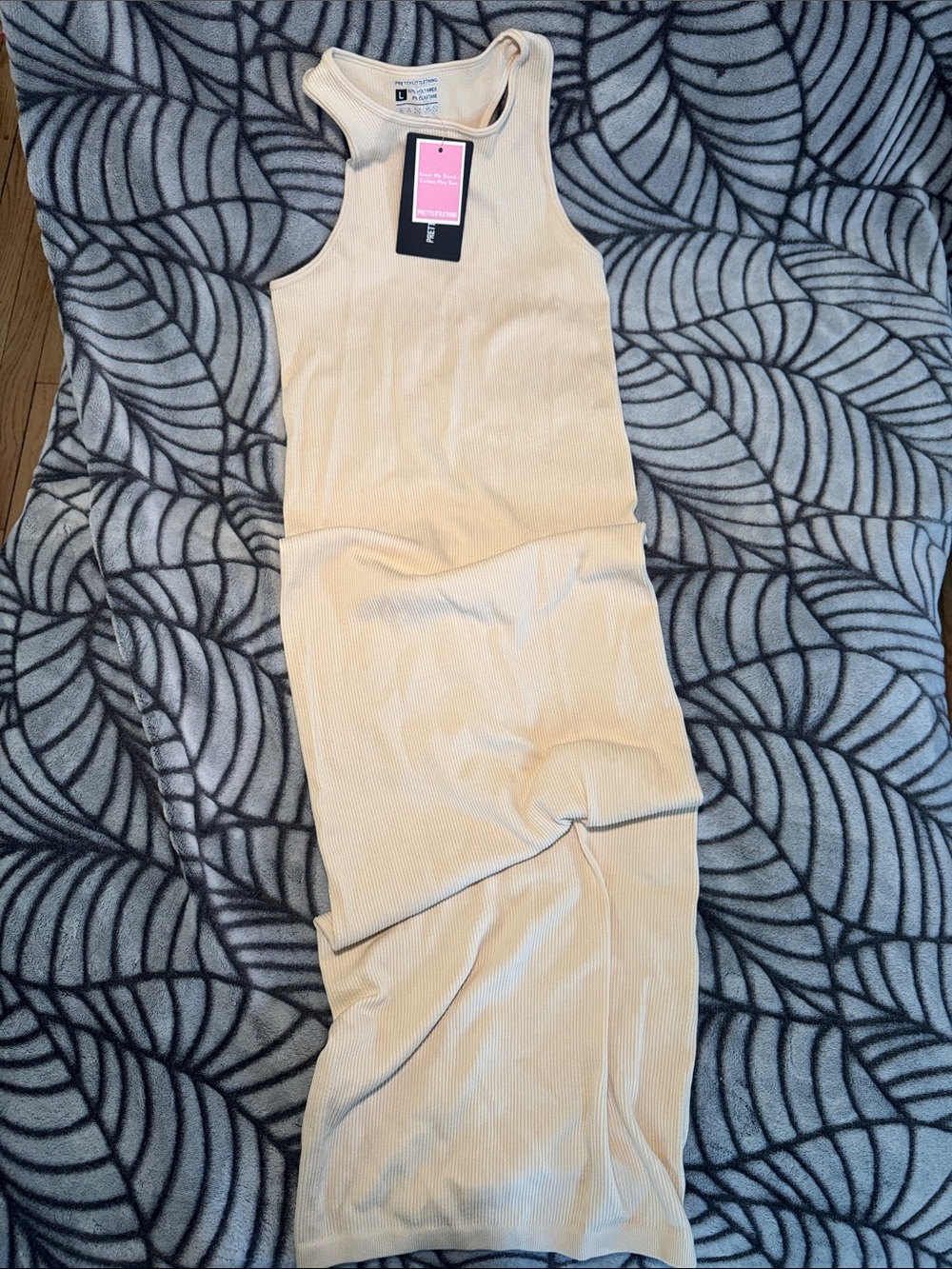NWT PrettyLittleThing Cream Maxi Dress - Size Large
